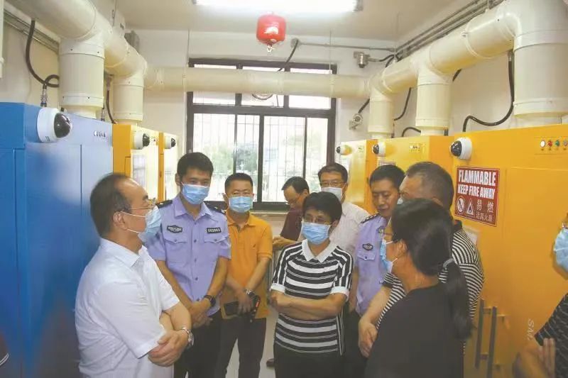 ▲北京市治安总队危管支队—矿大“危化品电子追踪规范”地标初审现场。中国矿业大学（北京）资产与实验室管理处供图